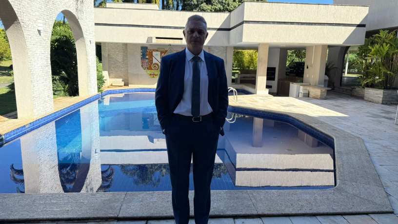 Leonardo Manzan analisa como as normas da ANEEL influenciam contratos e estratégias no mercado de energia.