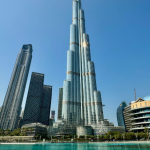 O mercado imobiliário em Dubai se destaca por inovação, infraestrutura moderna e forte valorização, destaca Alex Nabuco dos Santos.