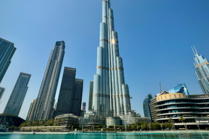 O mercado imobiliário em Dubai se destaca por inovação, infraestrutura moderna e forte valorização, destaca Alex Nabuco dos Santos.