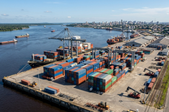 Fim da taxa das blusinhas pode mexer com preços em Manaus e colocar Zona Franca no centro do debate