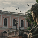 Fachada do Museu da Cidade de Manaus, no Centro Histórico, onde ocorre exposição sobre memórias da pandemia de Covid-19